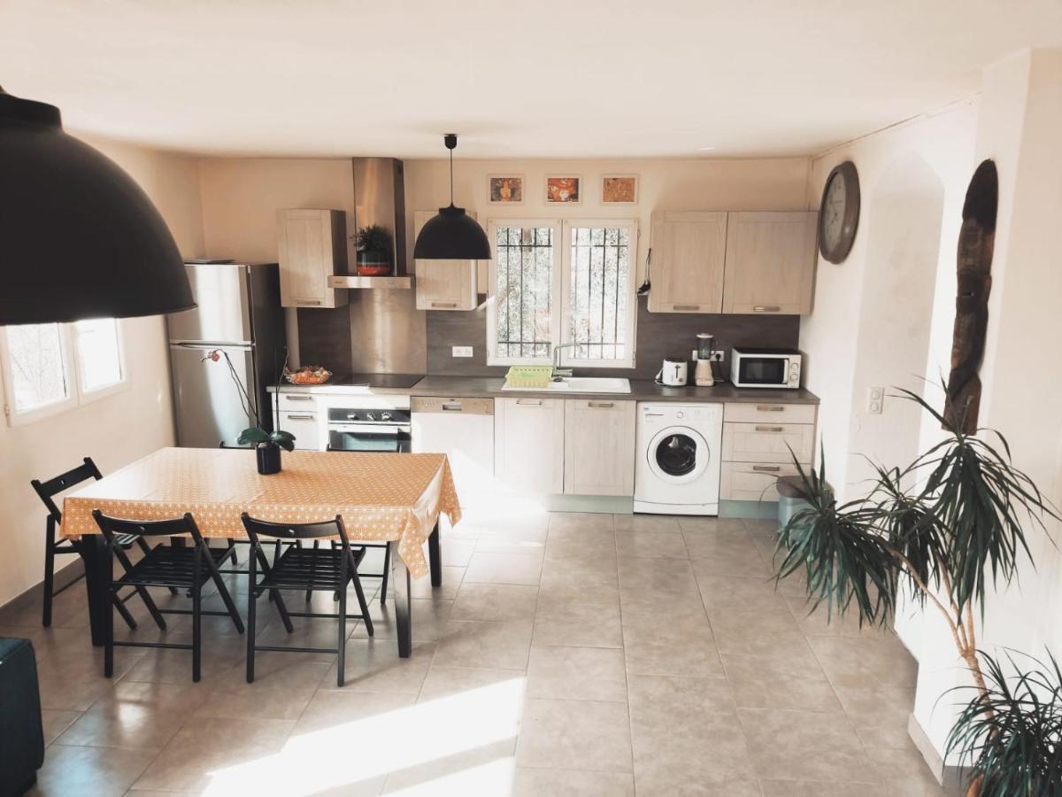 Bas de villa. Côte d'Azur, à 20 kms de Nice Contes (Alpes-Maritimes) Exterior foto